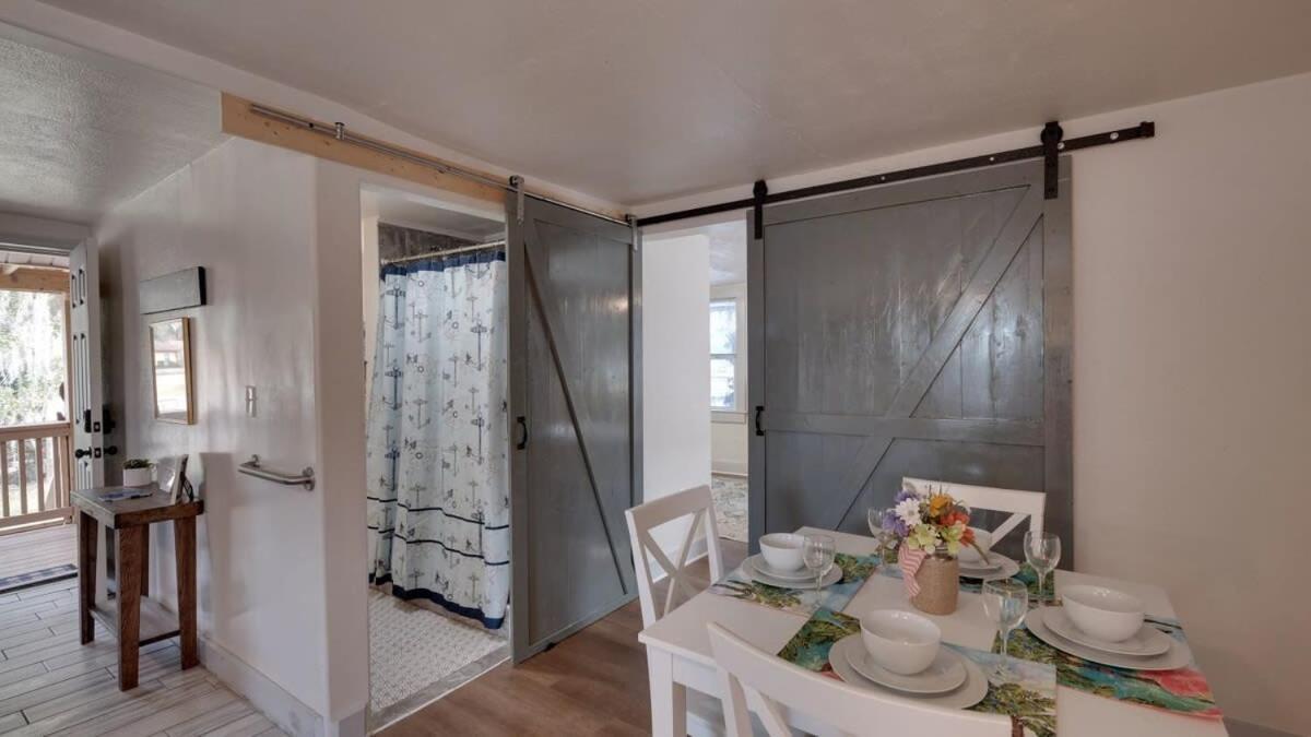 Apartamento Retro Rainbow At Herb River-orange Oasis #2-upstairs Savannah