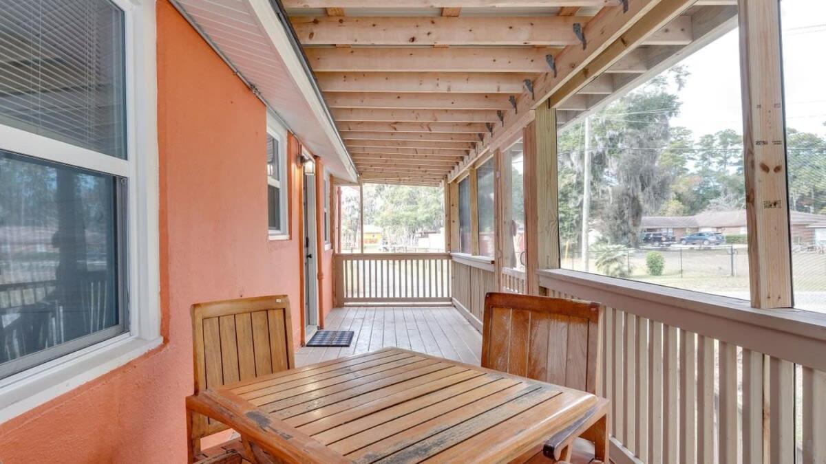 Apartamento Retro Rainbow At Herb River-orange Oasis #2-upstairs Savannah